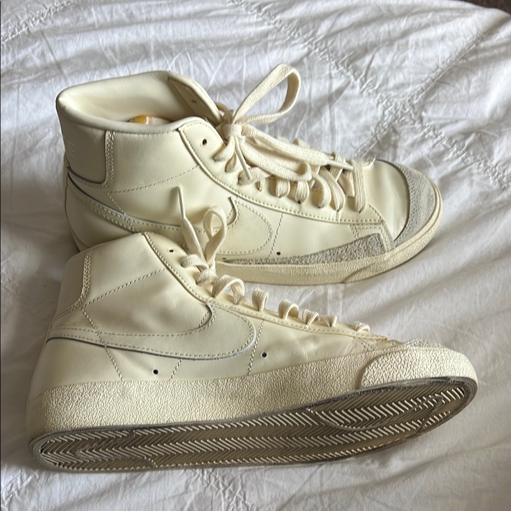 RARE Nike blazers coconut milk
